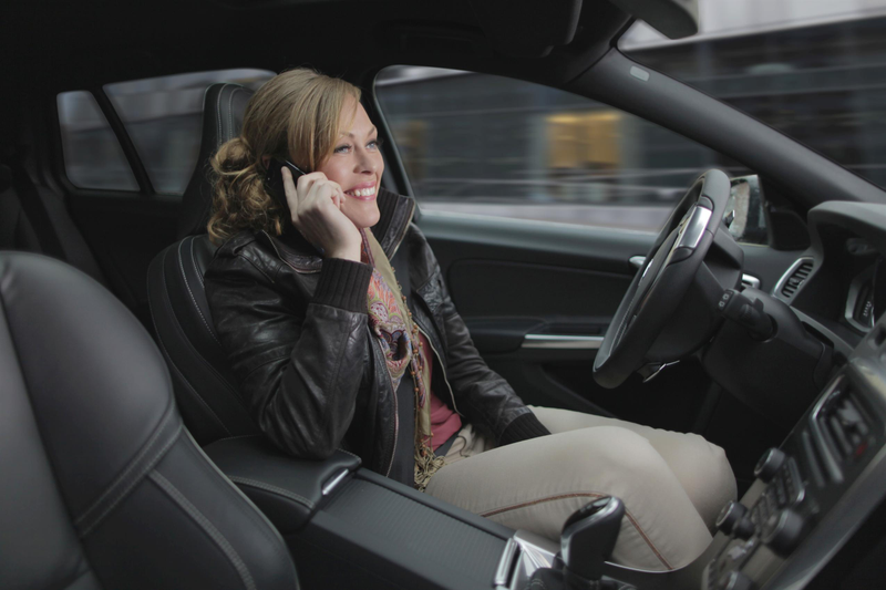 Illustration for article titled Volvo Hits Swedish Streets With 100 Self-Driving Cars So You Can Tweet
